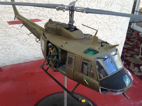1/35 scale huey helicopter model kit